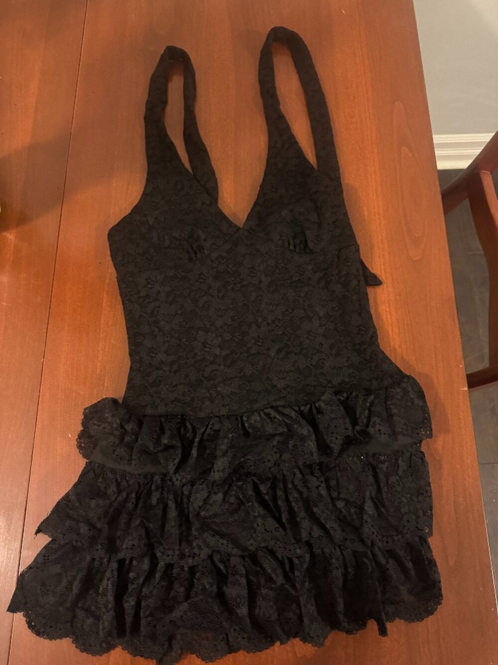 Windsor Black Lace Halter A-Line Short Party Dress Ruffle Layered Floral